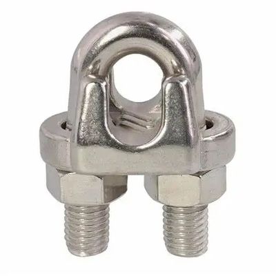 Ein guter Preis. Silberfarbenes, warmgetränktes galvanisiertes Kohlenstoffstahl US-Typ Drahtseilclip für das Heben Online